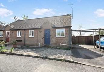 2 bedroom bungalow for sale - Manor Court, Abingdon, OX14 - Property View 1