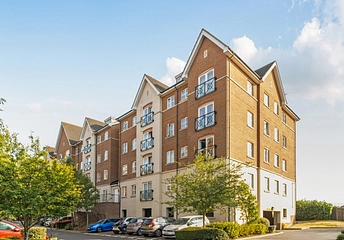 2 bedroom apartment for sale - Viridian Square, Aylesbury, HP21 - Property View 1