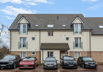 2 bedroom apartment for sale - Cameo Court, Aylesbury, HP18 - Property View 1