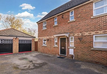 4 bedroom house for sale - Sandhill Way, Aylesbury, HP19 - Property View 1