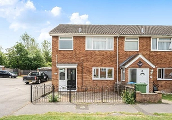 3 bedroom house for sale - Avon Place, Aylesbury, HP21 - Property View 1