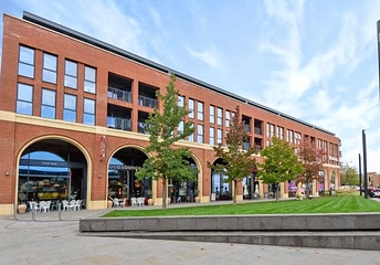 2 bedroom apartment for sale - Exchange Street, Aylesbury, Buckinghamshire, HP20 - Property View 1
