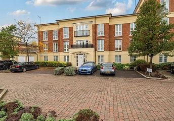 3 bedroom apartment to rent - Trevelyan Court, Windsor, SL4 - Property View 1