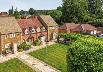 2 bedroom house for sale - Highlands, Lower Tadmarton, Banbury, OX15 - Property View 1