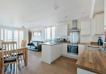 2 bedroom apartment to rent - Market Street, Bracknell, RG12 - Property View 1