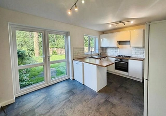 3 bedroom house to rent - Holland Pines, Bracknell, RG12 - Property View 1