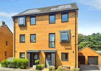 4 bedroom house to rent - Divot Way, Basingstoke, Hampshire, RG24 - Property View 1