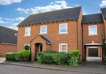4 bedroom house for sale - Compton Way, Sherfield-on-Loddon, Hook, Hampshire, RG27 - Property View 1