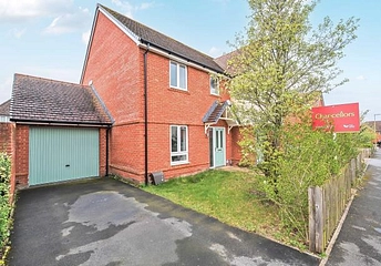 3 bedroom house for sale - Saunders Way, Basingstoke, Hampshire, RG23 - Property View 1