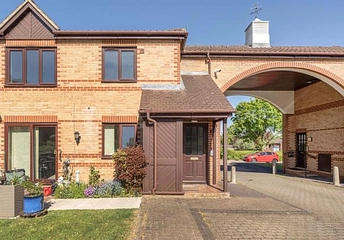 2 bedroom apartment for sale - Gershwin Court, Basingstoke, Hampshire, RG22 - Property View 1