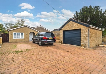 5 bedroom bungalow to rent - Weir Lane, Blackthorn, Bicester, OX25 - Property View 1
