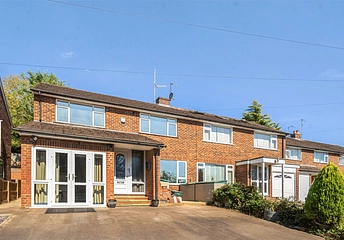 4 bedroom house for sale - Valley View, Chesham, HP5 - Property View 1