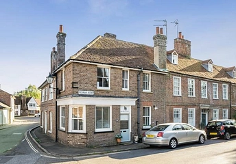 2 bedroom house for sale - Church Street, Chesham, HP5 - Property View 1