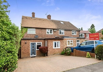 4 bedroom house for sale - Manor Way, Chesham, HP5 - Property View 1