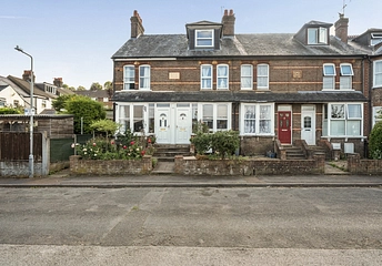 3 bedroom house for sale - Gladstone Road, Chesham, Buckinghamshire, HP5 - Property View 1