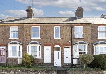 property to rent - Gladstone Road, Chesham, Buckinghamshire, HP5 - Property View 1