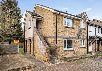 studio to rent - Strathmore Close, Carterton, OX18 - Property View 1