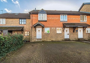 2 bedroom house to rent - Coleridge Close, Twyford, Reading, Berkshire, RG10 - Property View 1