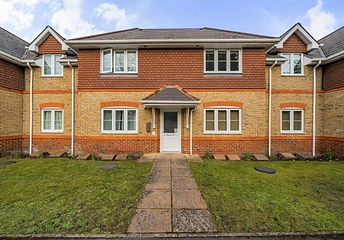 2 bedroom apartment for sale - Clarendon Place, Badgers Copse, Camberley, GU15 - Property View 1