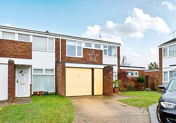 3 bedroom house for sale - Warren Rise, Frimley, Camberley, GU16 - Property View 1