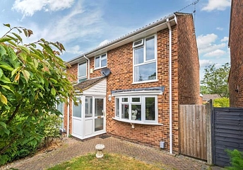 3 bedroom house for sale - Honister Walk, Camberley, Surrey, GU15 - Property View 1