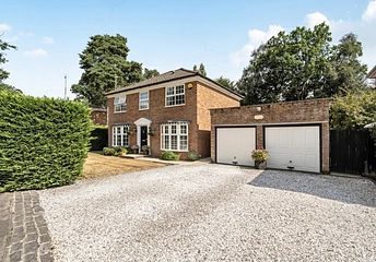 4 bedroom house for sale - Russet Gardens, Camberley, Surrey, GU15 - Property View 1