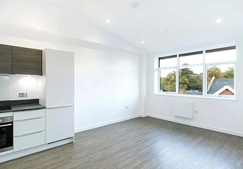 1 bedroom studio to rent - Knoll Road, Camberley, GU15 - Property View 1