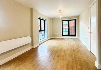 2 bedroom apartment to rent - Market Street, Newbury, Berkshire, RG14 - Property View 1