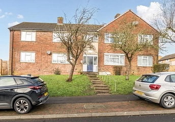 2 bedroom apartment for sale - Curling Way, Newbury, RG14 - Property View 1