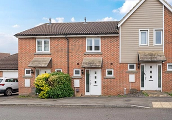 2 bedroom house for sale - Hutchins Way, Basingstoke, Hampshire, RG24 - Property View 1