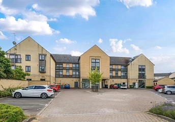 2 bedroom apartment for sale - Thornhill Close, Carterton, OX18 - Property View 1