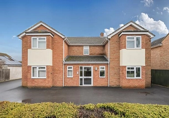 2 bedroom apartment for sale - Valiant Court, Carterton, OX18 - Property View 1