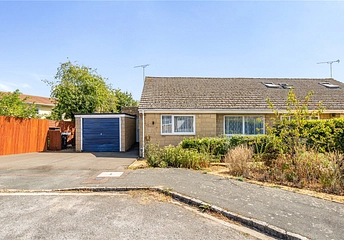 2 bedroom house for sale - Larksfield Close, Carterton, Oxfordshire, OX18 - Property View 1