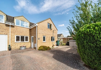 4 bedroom house for sale - Shillbrook Avenue, Carterton, Oxfordshire, OX18 - Property View 1