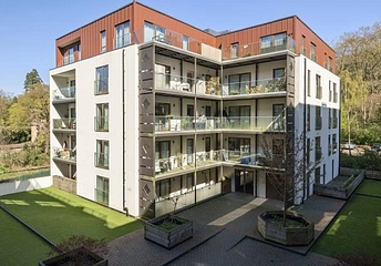2 bedroom apartment to rent - Farnborough Road, Farnborough, GU14 - Property View 1