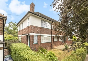 2 bedroom apartment to rent - Holyoake Walk, East Finchley, N2 - Property View 1