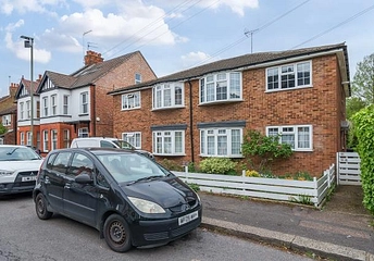 2 bedroom maisonette to rent - Hadley Road, Barnet, EN5 - Property View 1