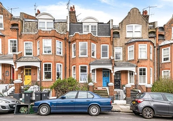 3 bedroom apartment to rent - Hillside Gardens, London, N6 - Property View 1