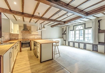 2 bedroom apartment to rent - High Street, Kington, HR5 - Property View 1