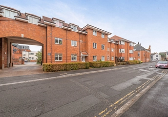2 bedroom apartment for sale - Oddfellows Road, Newbury, Berkshire, RG14 - Property View 1