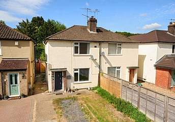 3 bedroom house for sale - Bradenham Road, West Wycombe, High Wycombe, HP14 - Property View 1