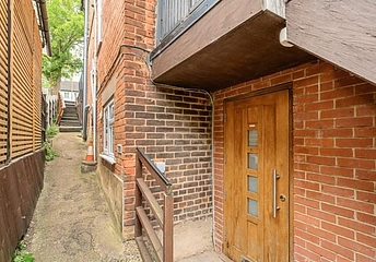 2 bedroom maisonette for sale - Coningsby Road, High Wycombe, HP13 - Property View 1
