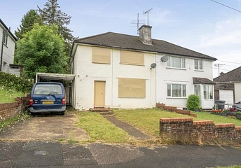 3 bedroom house for sale - Roundwood Road, High Wycombe, HP12 - Property View 1