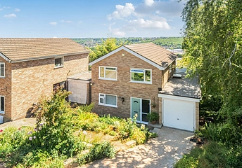 4 bedroom house for sale - Curlew Close, High Wycombe, HP13 - Property View 1