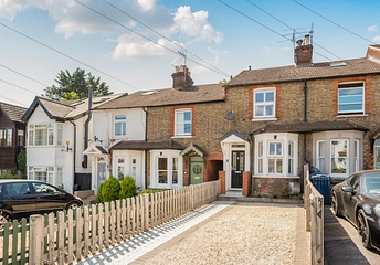 2 bedroom house for sale - Spring Gardens Road, High Wycombe, HP13 - Property View 1