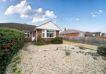 3 bedroom bungalow for sale - Cromwell Way, Kidlington, OX5 - Property View 1