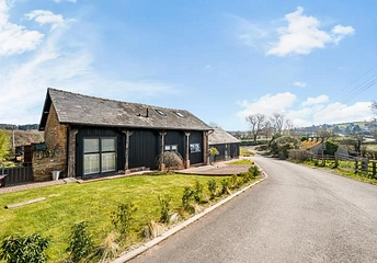 3 bedroom barn conversion for sale - Collington, Bromyard, HR7 - Property View 1