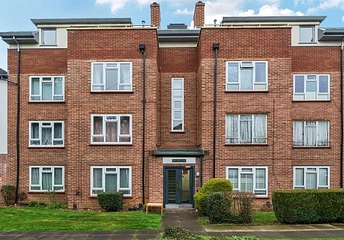 2 bedroom apartment for sale - Berkshire Lodge, Courtlands, Maidenhead, SL6 - Property View 1
