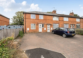 2 bedroom house for sale - St. Michaels Road, Newbury, Berkshire, RG14 - Property View 1