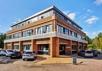 2 bedroom apartment for sale - Overbridge Square, Newbury, RG14 - Property View 1